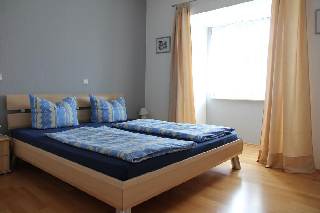 Cafe Klering Apartment Briedern Bagian luar foto