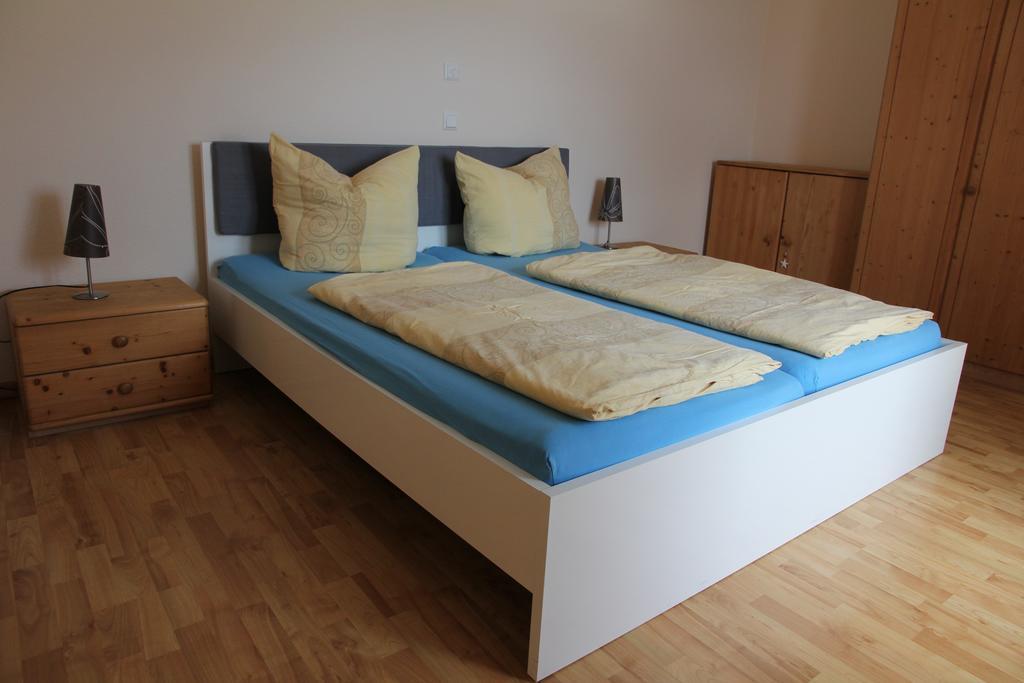 Cafe Klering Apartment Briedern Bagian luar foto